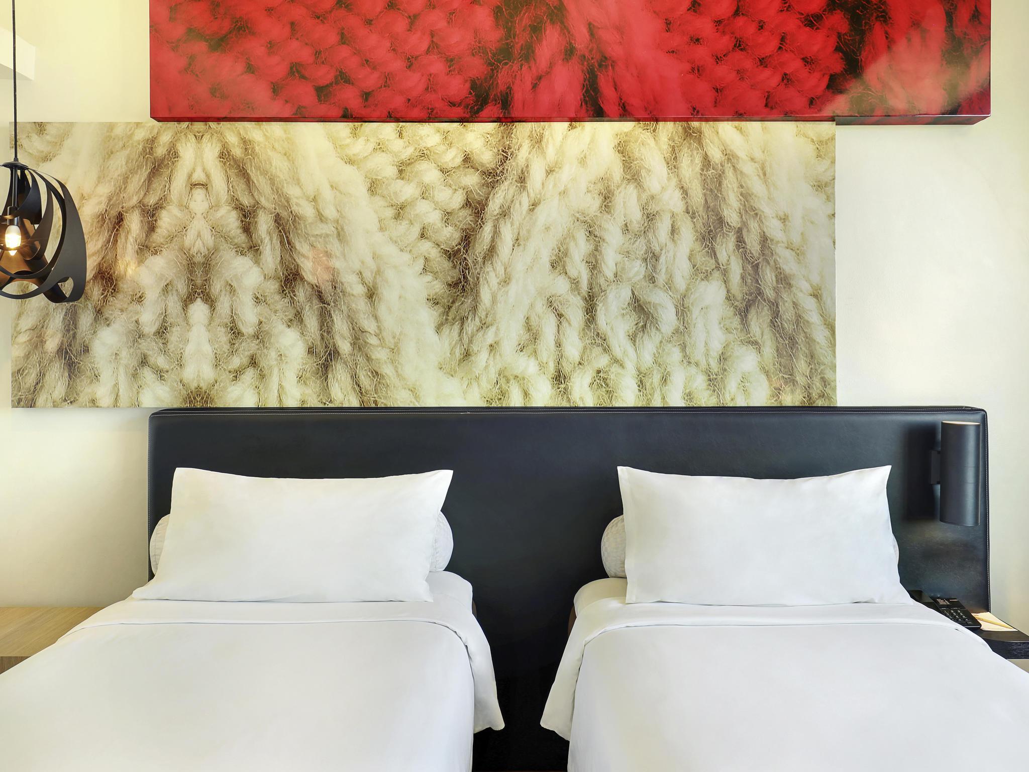 Ibis Malioboro Hotell Yogyakarta Exteriör bild