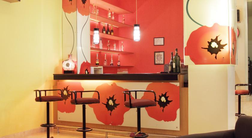 Ibis Malioboro Hotell Yogyakarta Exteriör bild