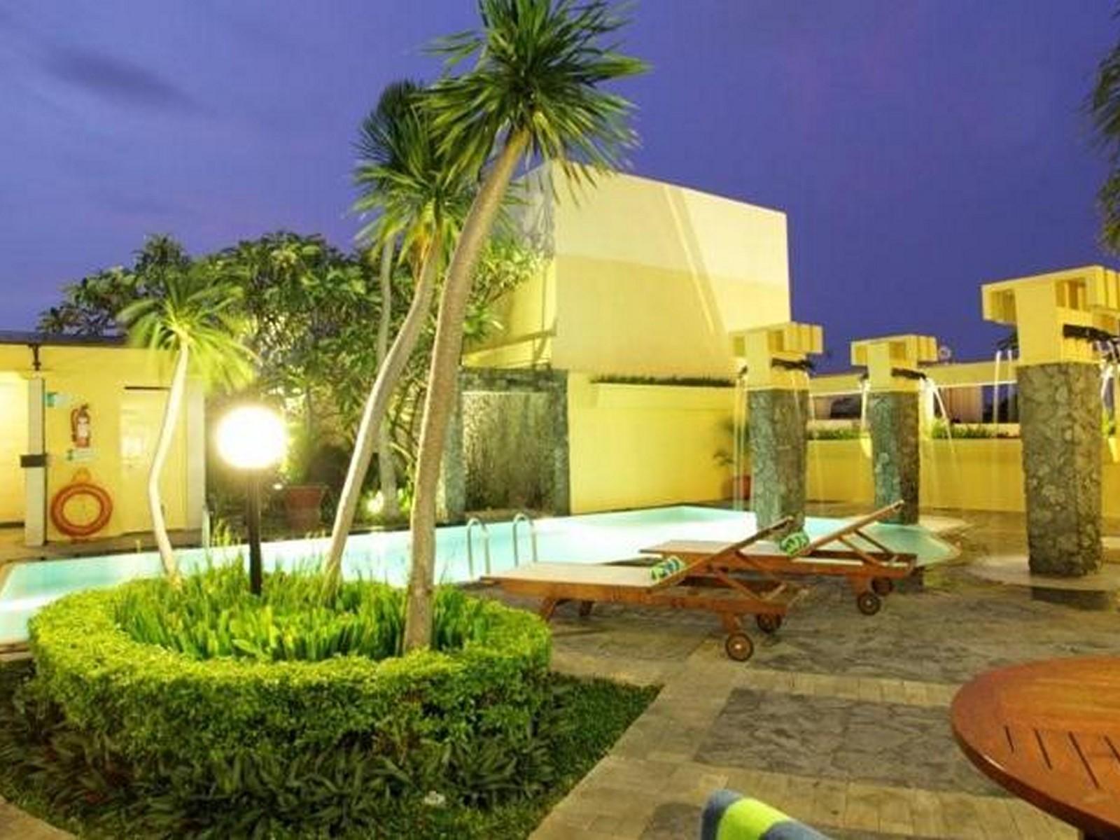 Ibis Malioboro Hotell Yogyakarta Exteriör bild