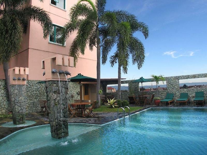 Ibis Malioboro Hotell Yogyakarta Exteriör bild
